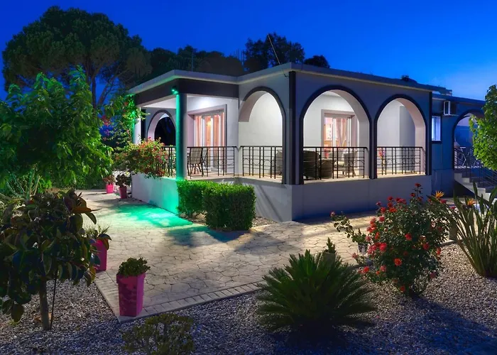 Holiday home Filios Gaitani